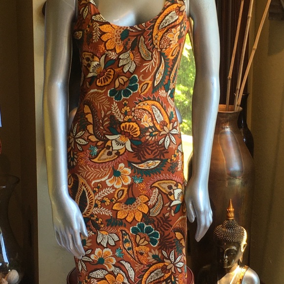 Striking Love J Sleeveless Dress. NWOT - Picture 2 of 16